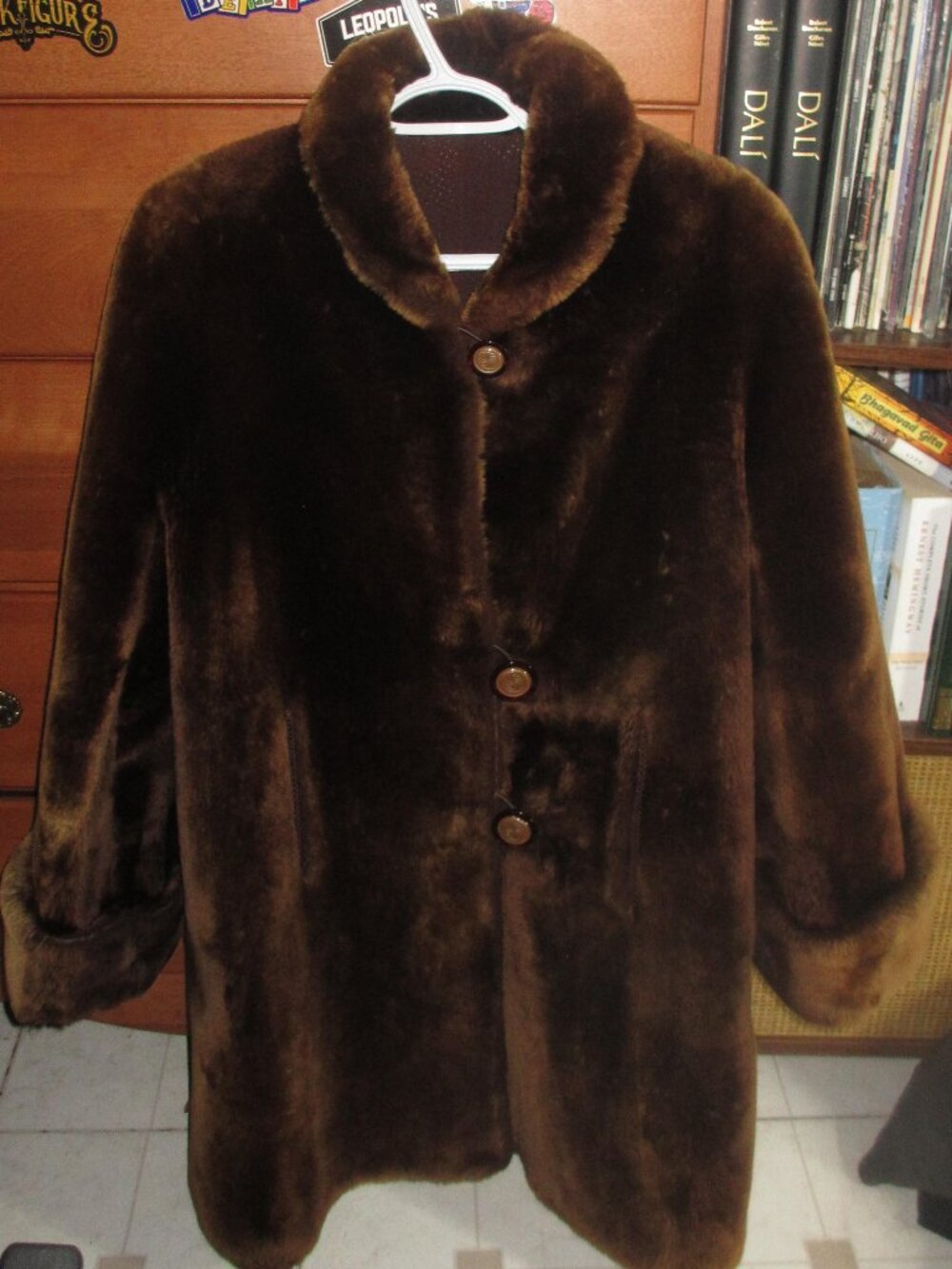 VINTAGE 60-70s Faux Fur Chocolate Brown Mid-Length Coat